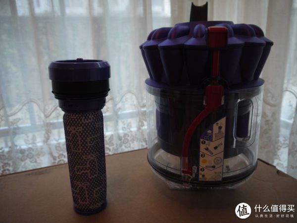 芯上有水龙头的图片，表示可以水洗。