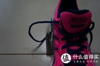 骚粉的asics标~
