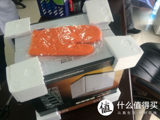 全部拉出来，对四角进行了减震处理。