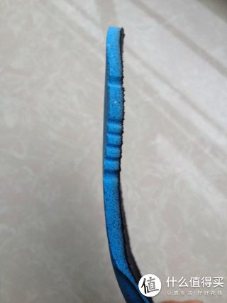 鞋垫很厚