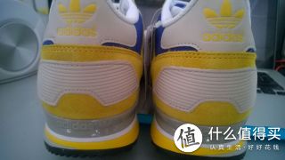 后面紧俏的屁股