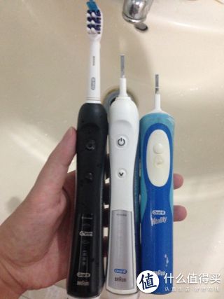 三款欧乐b的电动牙刷。分别是7000    </article>
    <a href=