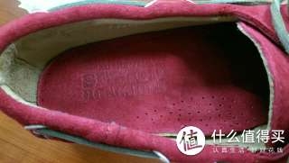 鞋垫处有SEBAGO&nbsp;信息，上脚踩着的确舒服